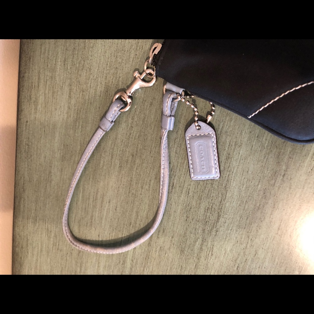 2 Coach wristlets - Picture 5 of 12